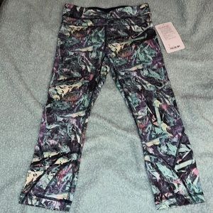 Lululemon Run: Inspire Crop 2 NWT